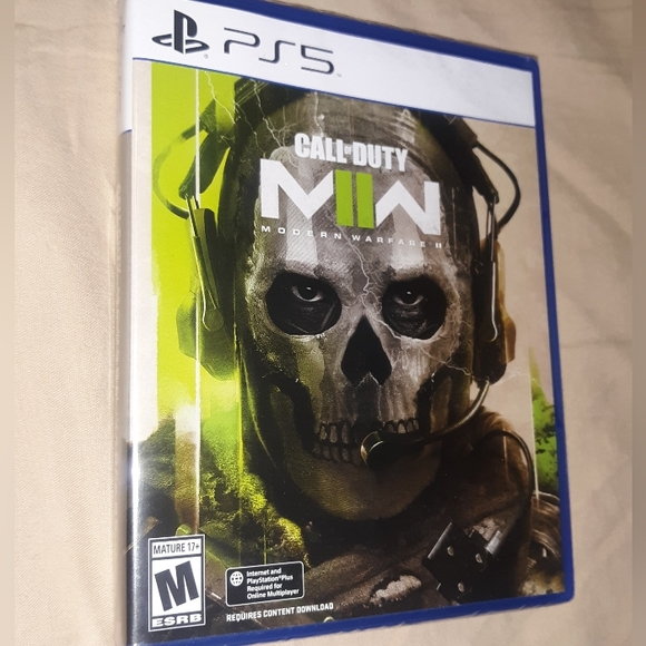 PS5 Game Bundle - COD Modern Warfare 2/ Callisto Protocol/ Forspoken - Picture 3 of 4